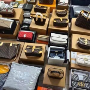 Women’s Handbag Pallets